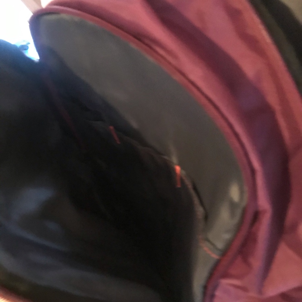 Case Logic Backpack - Picture 3 of 4